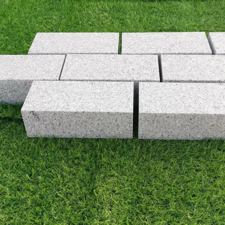 sawn granite setts silvery grey